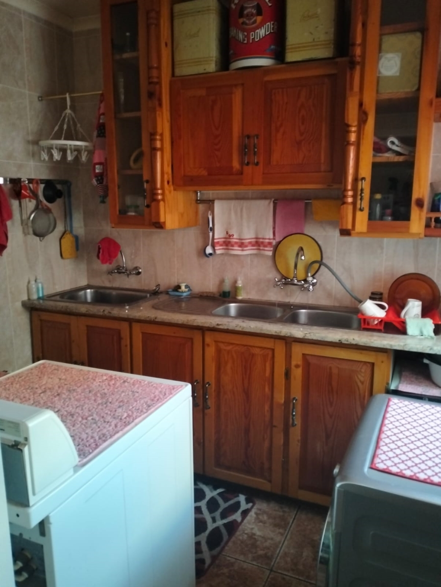 4 Bedroom Property for Sale in Vaalpark Free State